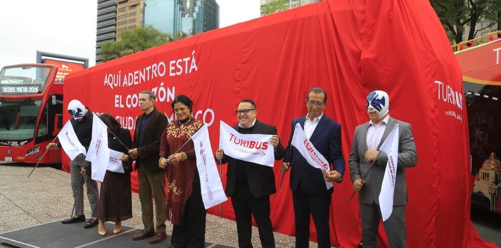 Turibus estrena nueva generación de autobuses para recorrer CDMX